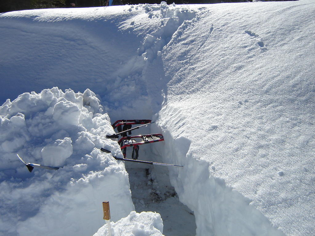 Snow Camping Carson Pass 07.JPG.JPG