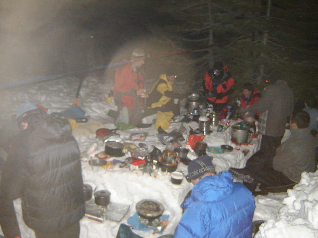Snow Camping Carson Pass 07.JPG
